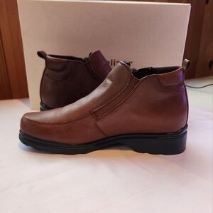 Naturalizer Womens Leather boots